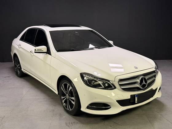 MERCEDES-BENZ E 250 2.0 AVANTGARDE 16V TURBO GASOLINA 4P AUTOMÁTICO MERCEDES-BENZ E 250 2.0 AVANTGARDE 16V TURBO GASOLINA 4P AUTOMÁTICO